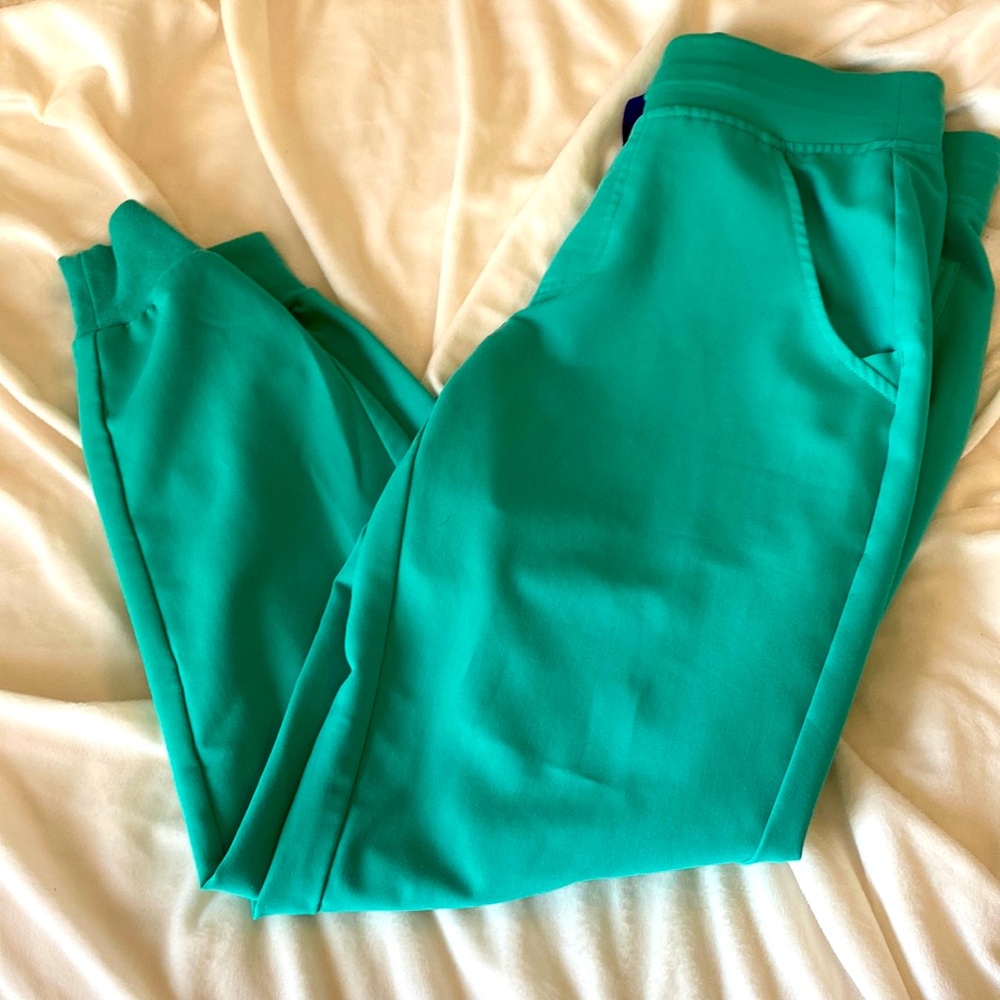 FIGS Surgical Green Zamora Joggers XSP